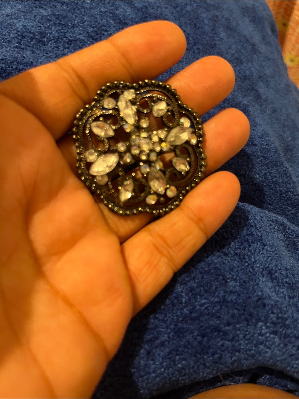 Antique-Style Round Filigree Brooch with Clear Stones